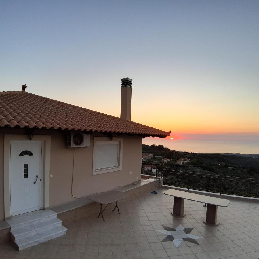 -Tsiakos Apartment- In Vryses Kyparissia Esterno foto